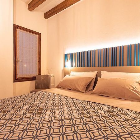 Dreamy Apartment Tre Corone Old Town Desenzano del Garda Zewnętrze zdjęcie