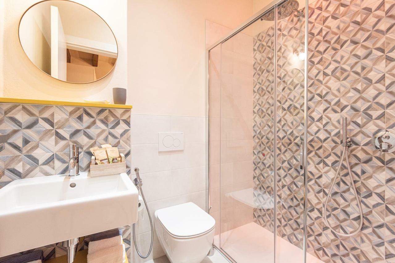 Dreamy Apartment Tre Corone Old Town Desenzano del Garda Zewnętrze zdjęcie