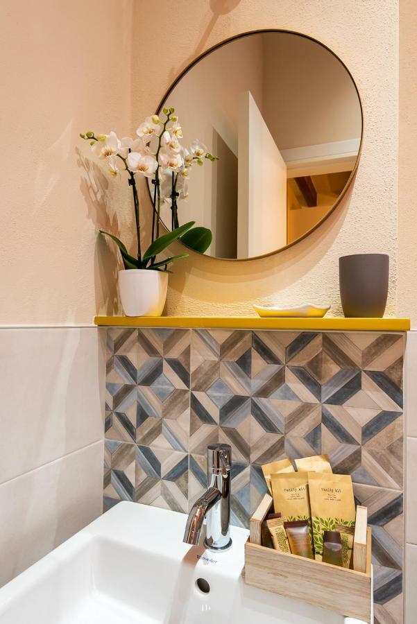Dreamy Apartment Tre Corone Old Town Desenzano del Garda Zewnętrze zdjęcie